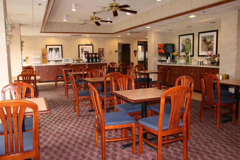 Hampton Inn أبينغدون المطعم الصورة